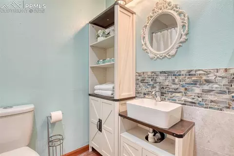 Bath - 379 Raspberry Ln, Monument, CO 80132 photo 3 of 3