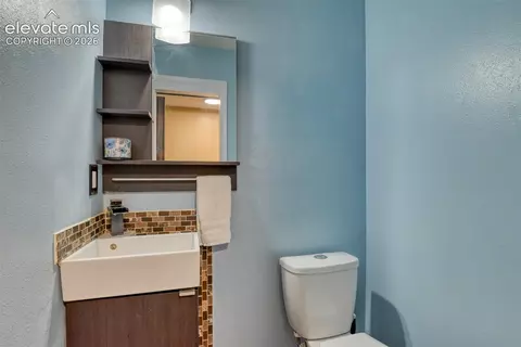 Bath - 379 Raspberry Ln, Monument, CO 80132 photo 1 of 3
