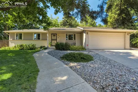 5238 Constitution Ave, Colorado Springs, CO 80915