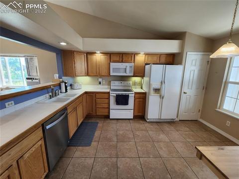 12346 Snaffle Bit Rd, Peyton, CO 80831 photo 2