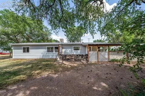 8255 Commanche Rd, Colorado Springs, CO 80926