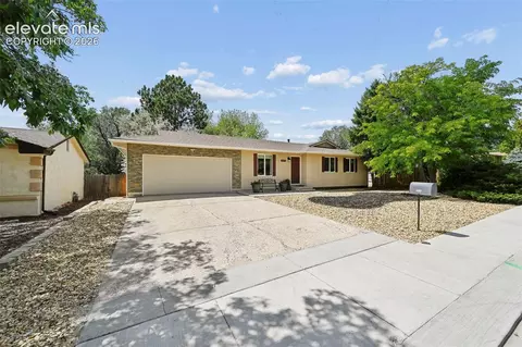 1830 Okeechobee Dr, Colorado Springs, CO 80915