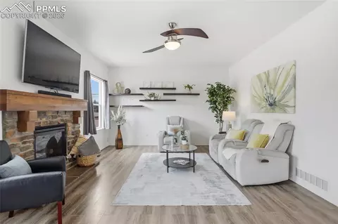 10398 Mount Evans Dr, Peyton, CO 80831 photo 17