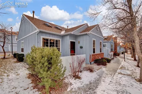 6878 Los Reyes Cir, Colorado Springs, CO 80918