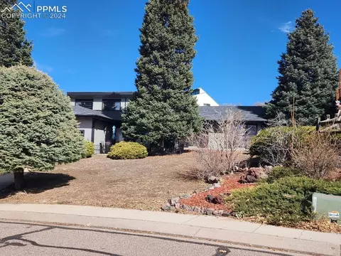 5620 Country Heights Dr, Colorado Springs, CO 80917
