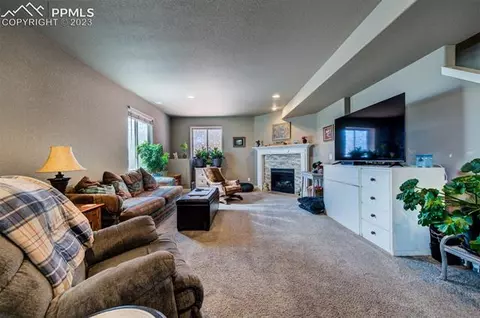 12739 Wheeler Peak Dr, Peyton, CO 80831 photo 9