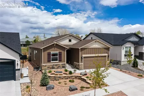 6432 Vistancia Ave, Colorado Springs, CO 80922