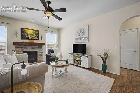 Living - 10191 Keating Dr, Peyton, CO 80831 photo 2 of 3