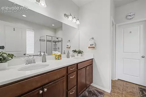 Bath - 10191 Keating Dr, Peyton, CO 80831 photo 1 of 5