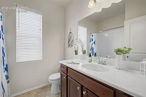 Bath - 10191 Keating Dr, Peyton, CO 80831 photo 4 of 5