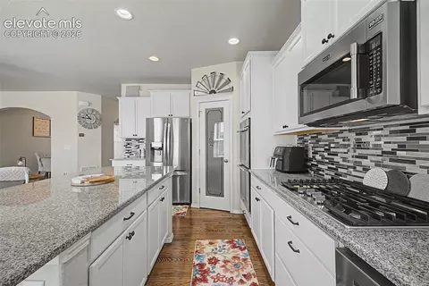 Kitchen - 10191 Keating Dr, Peyton, CO 80831 photo 5 of 7