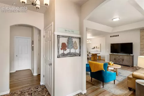 Entry Way - 117 Fluorite Ln, Divide, CO 80814 photo 1 of 2
