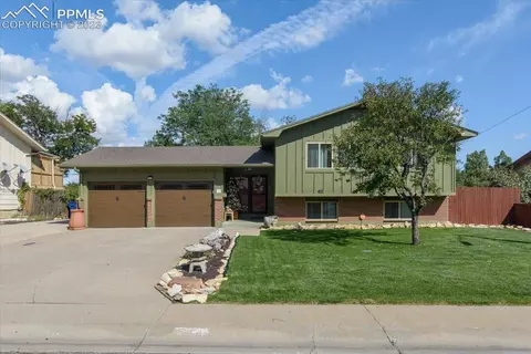 4024 North Dr, Pueblo, CO 81008