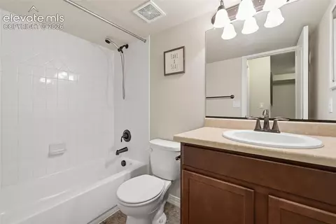 Bath - 12148 Eagle Crest Ct, Peyton, CO 80831 photo 4 of 4