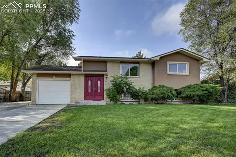 223 Jersey Ln, Colorado Springs, CO 80911