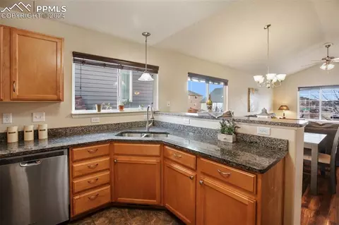 Kitchen - 13050 Devils Thumb Pl, Peyton, CO 80831 photo 3 of 3