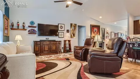 10289 Moorcroft Dr, Peyton, CO 80831 photo 9