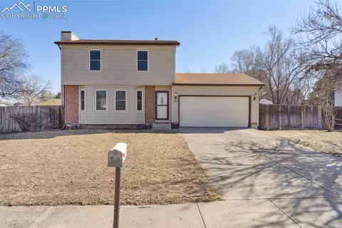 985 W Nolte Dr, Colorado Springs, CO 80916