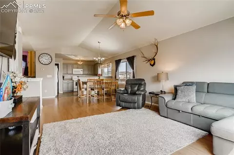 12978 Devils Thumb Pl, Peyton, CO 80831 photo 4