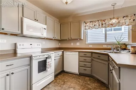 12978 Devils Thumb Pl, Peyton, CO 80831 photo 6