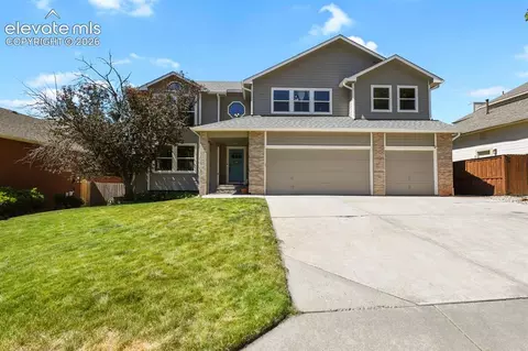 1865 Smoke Ridge Dr, Colorado Springs, CO 80919