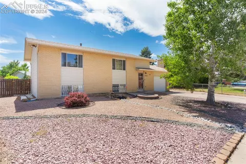 7370 Sugarloaf Ter, Fountain, CO 80817
