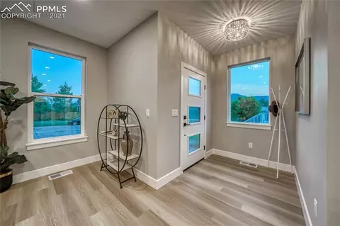 329 4th St, Monument, CO 80132 photo 7
