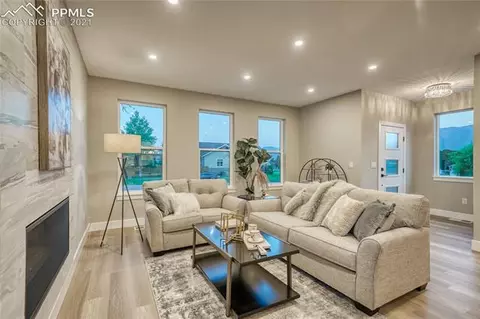 329 4th St, Monument, CO 80132 photo 9
