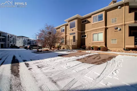 3770 Presidio Pt #101, Colorado Springs, CO 80920
