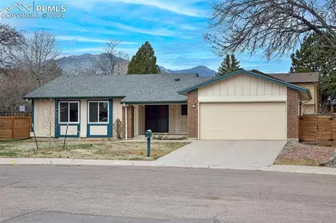 440 Red Cliff Ter, Colorado Springs, CO 80906