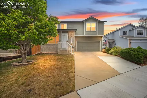 6037 Corinth Dr, Colorado Springs, CO 80923