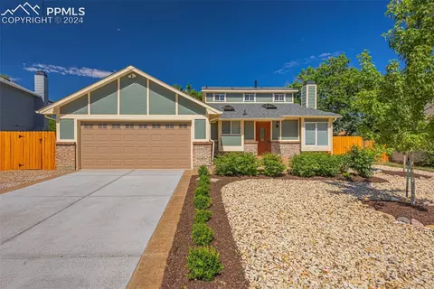 1850 Heatherdale Dr, Colorado Springs, CO 80915