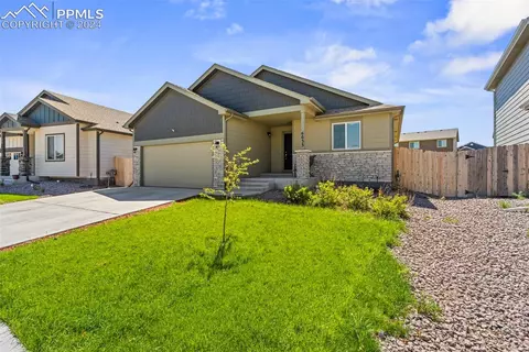 6053 Nash Dr, Colorado Springs, CO 80925