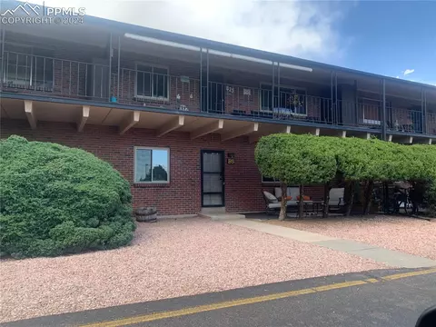 434 Valley Hi Cir #B5, Colorado Springs, CO 80910