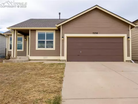 7238 Moss Bluff Ct, Fountain, CO 80817