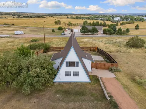 5284 White Antelope Ln, Colorado City, CO 81019
