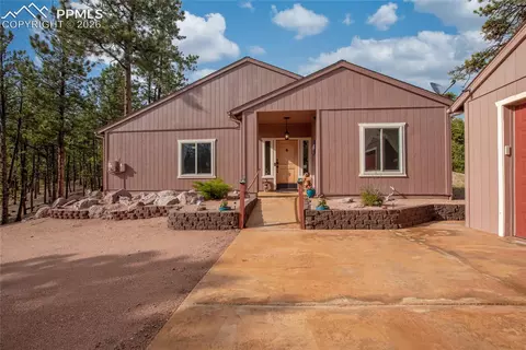 16 Rainier Cir, Florissant, CO 80816