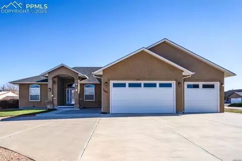 24484 Gale Rd, Pueblo, CO 81006