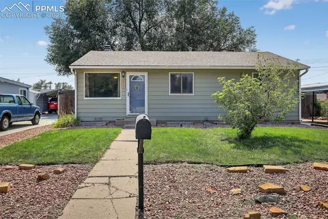 2242 Ivanhoe Dr, Colorado Springs, CO 80911