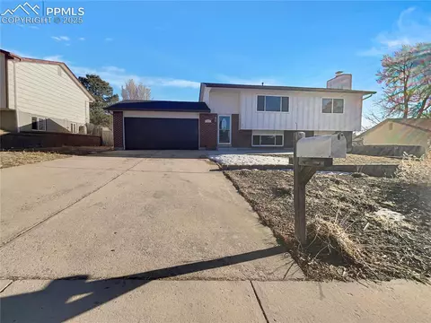 2853 Buttermilk Cir, Colorado Springs, CO 80918
