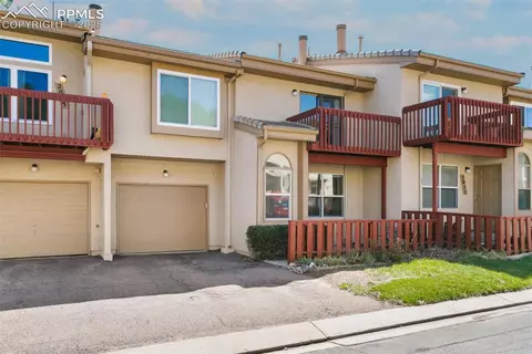 2049 Austrian Way, Colorado Springs, CO 80919