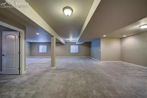 10023 Mount Princeton Dr, Peyton, CO 80831 photo 33