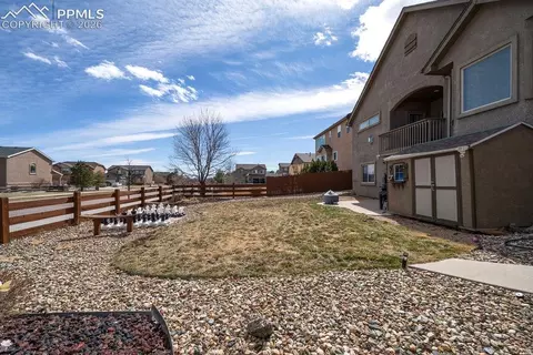 10429 Cedar Breaks Dr, Peyton, CO 80831 photo 2