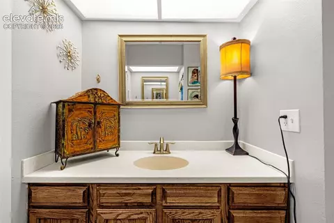 Bath - 11966 E Maple Ave, Aurora, CO 80012 photo 2 of 5