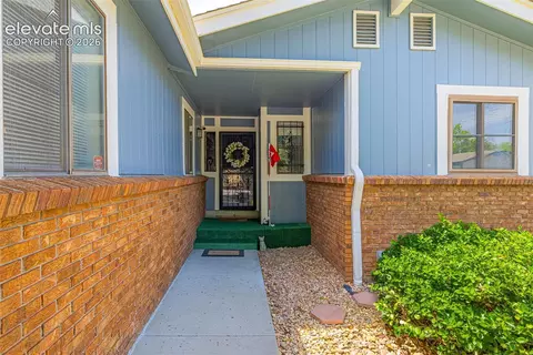Exterior - 11966 E Maple Ave, Aurora, CO 80012 photo 1 of 5