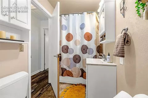 Bath - 11966 E Maple Ave, Aurora, CO 80012 photo 4 of 5