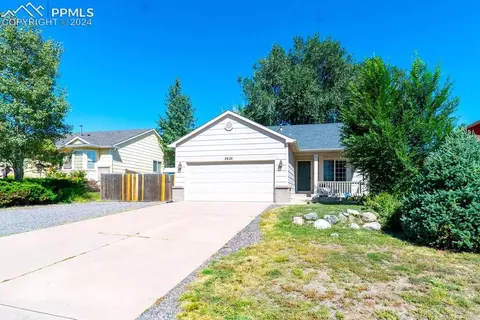 2620 Weyburn Way, Colorado Springs, CO 80922