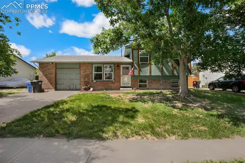 6780 Parkridge Ct, Colorado Springs, CO 80915