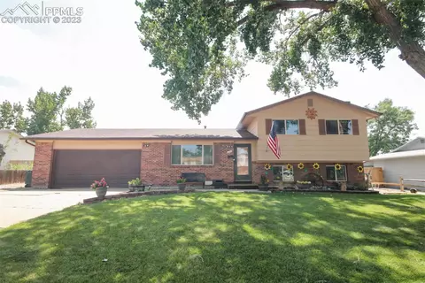 2214 South Dr, Pueblo, CO 81008