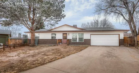 1426 Jet Wing Cir, Colorado Springs, CO 80916